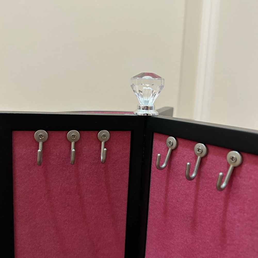 Black & Magenta Jewelry organizer three compartments Used like GOOD✨ - Picture 3 of 6